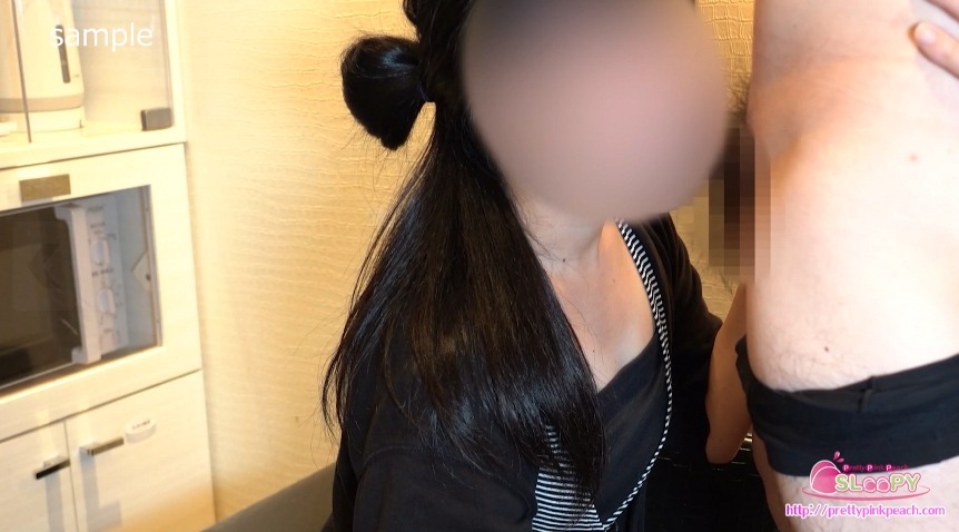 素人女性 ダイレクト飲尿